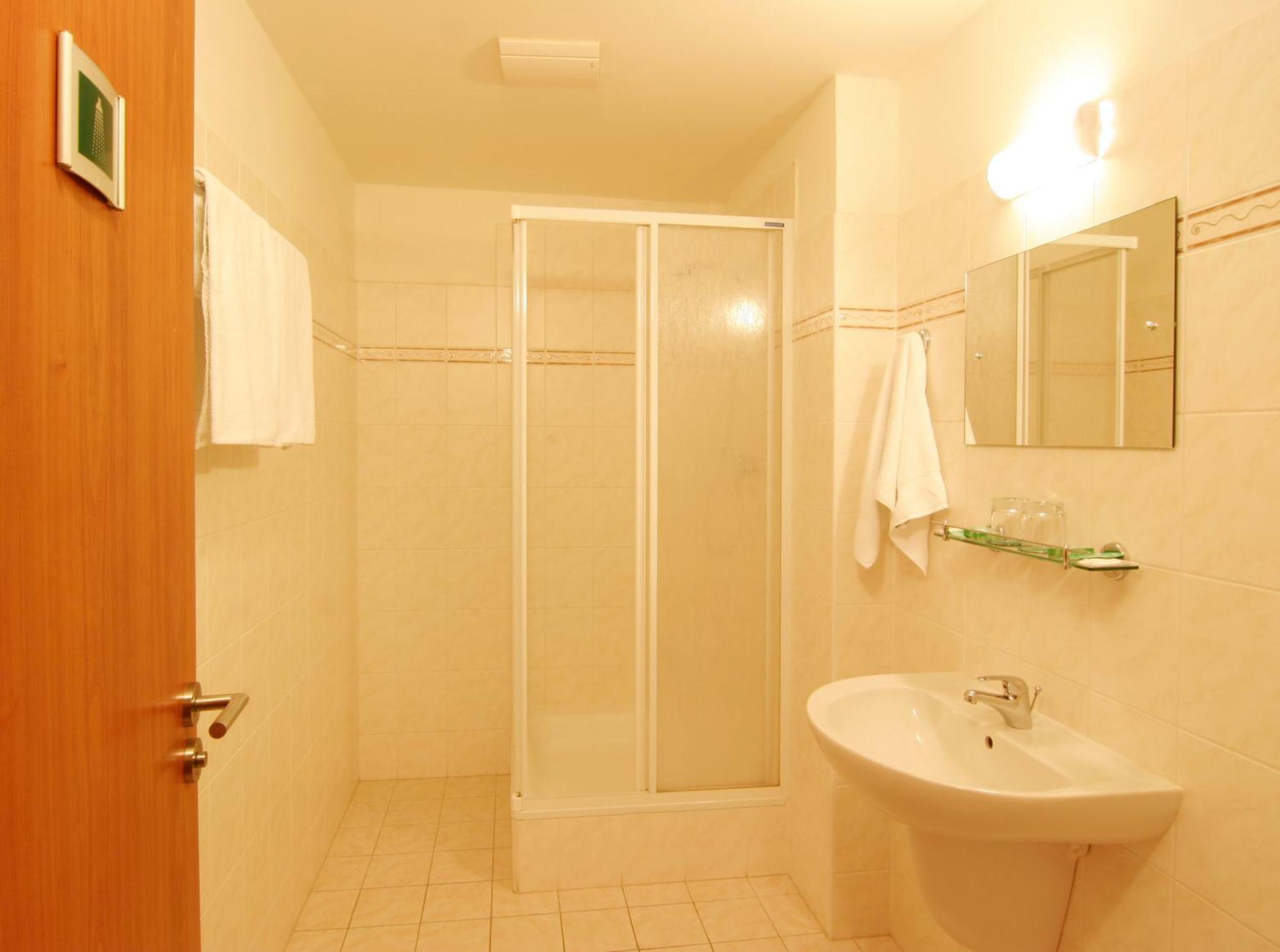 Rezidence Emmy Hotel Prague Luaran gambar