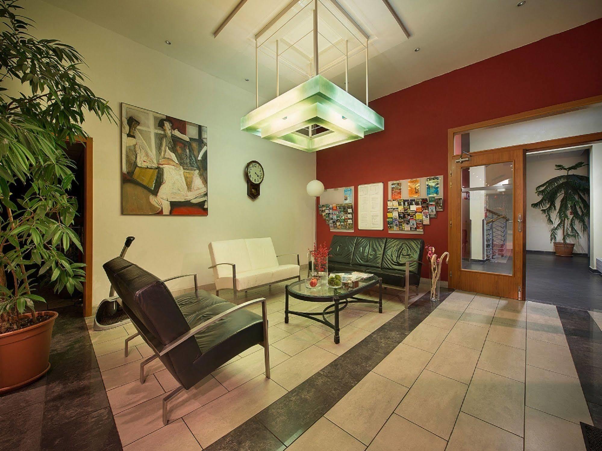 Rezidence Emmy Hotel Prague Luaran gambar
