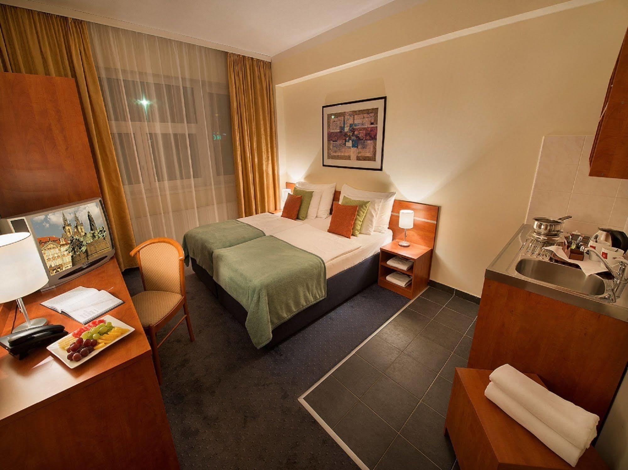 Rezidence Emmy Hotel Prague Luaran gambar